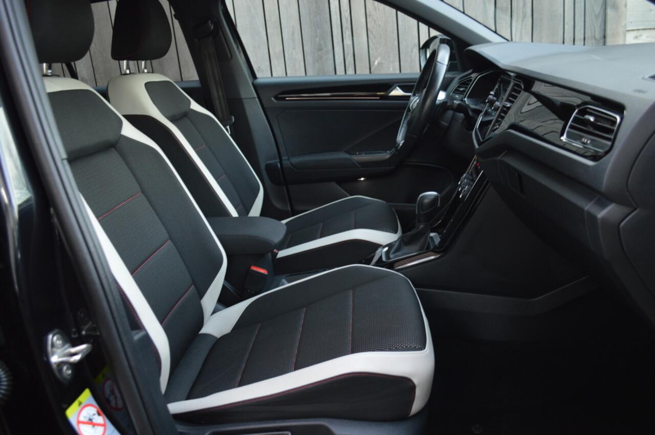 Volkswagen T-Roc 1.5 TSI Sport DSG Led Navi Acc Camera Keyless CarPlay Pdc