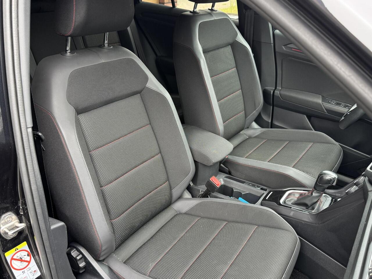 Volkswagen T-Roc 1.5 TSI Sport Rline,Cam,Cruise,Carpl,Led