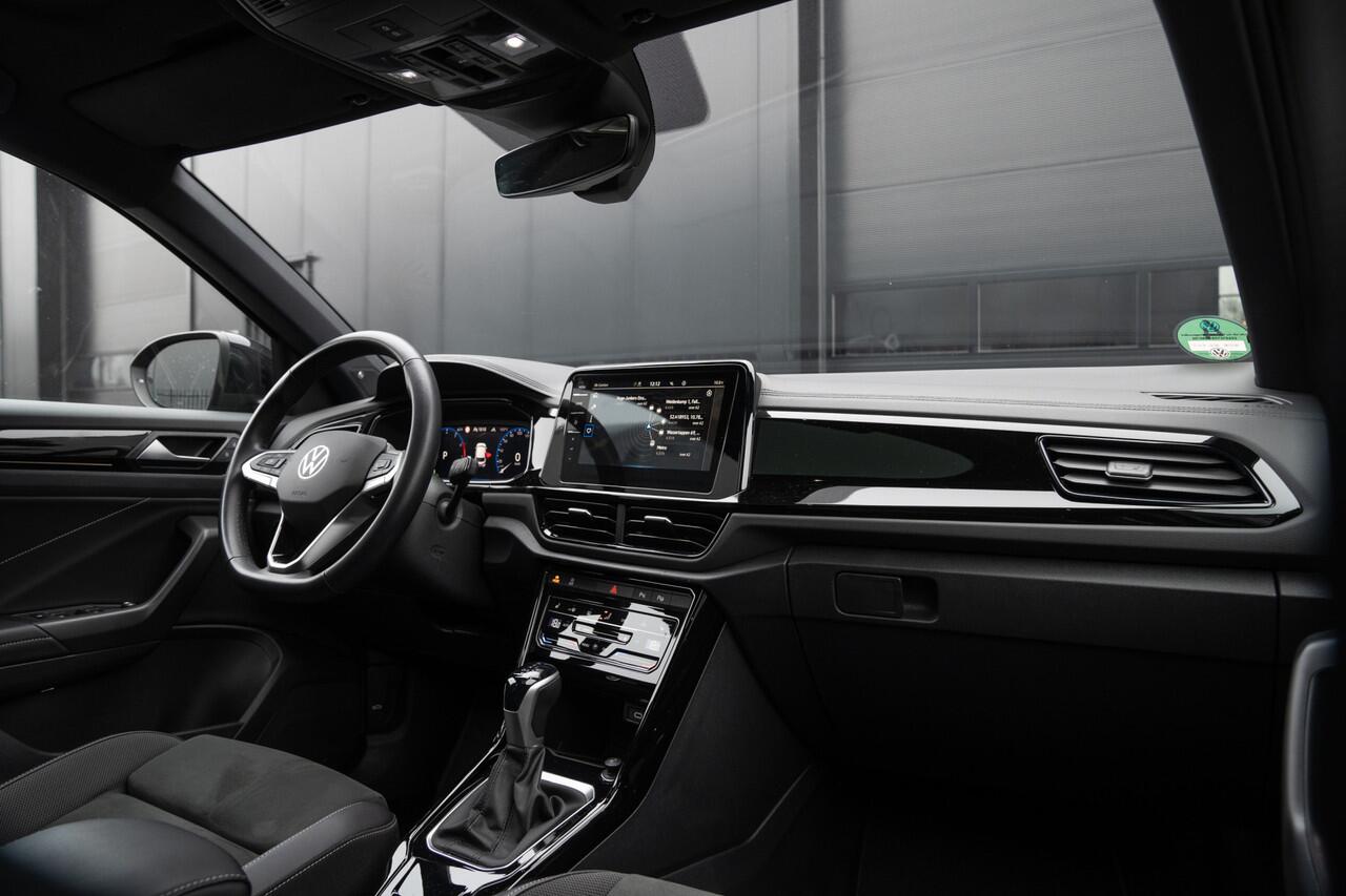 Volkswagen T-Roc 1.5 TSI R-Line 150PK | Virtual | Pano | Keyless | Massage Ergo Active | Camera | Lane & Side Assis | Front Assis | Sfeer | GERESERVEERD