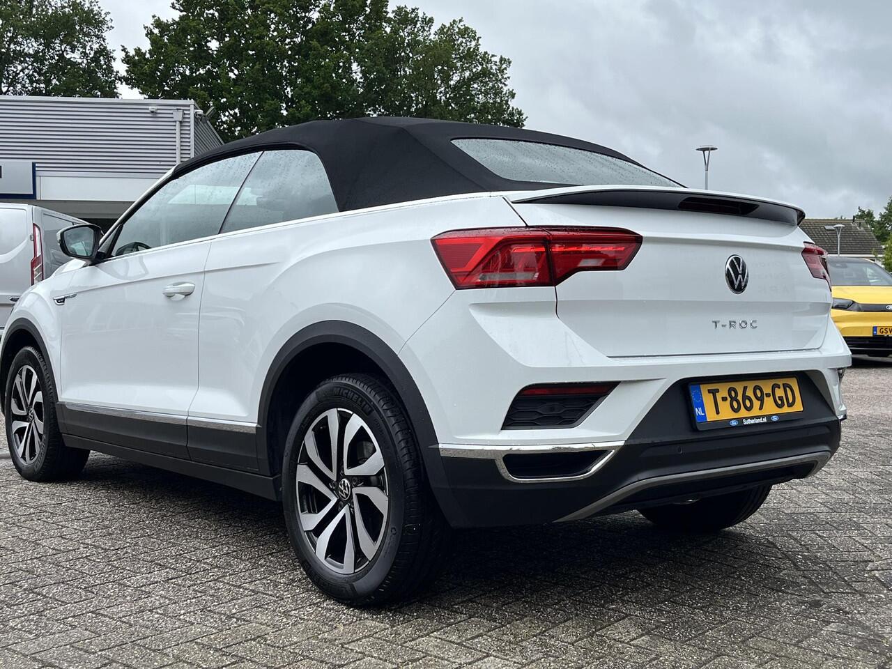 Volkswagen T-Roc Cabrio 1.5 TSI Style 150pk Automaat | Adaptieve Cruise | Stoelverwarming | Digitale Cock pit | Dealer onderhouden | Dodehoeksensoren