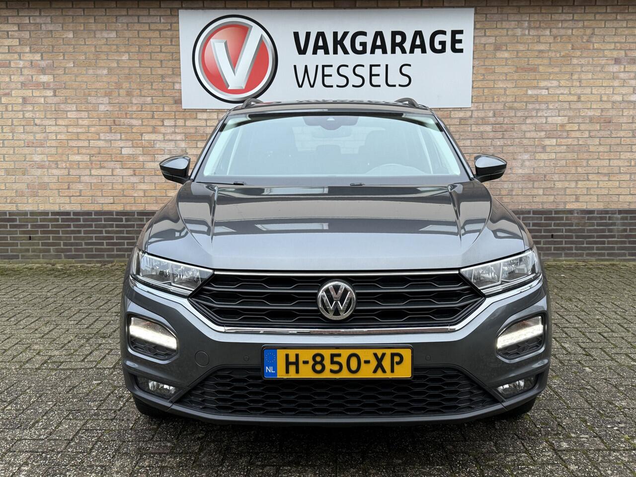 Volkswagen T-Roc 1.0 TSI Style | LM | Clima | PDC |
