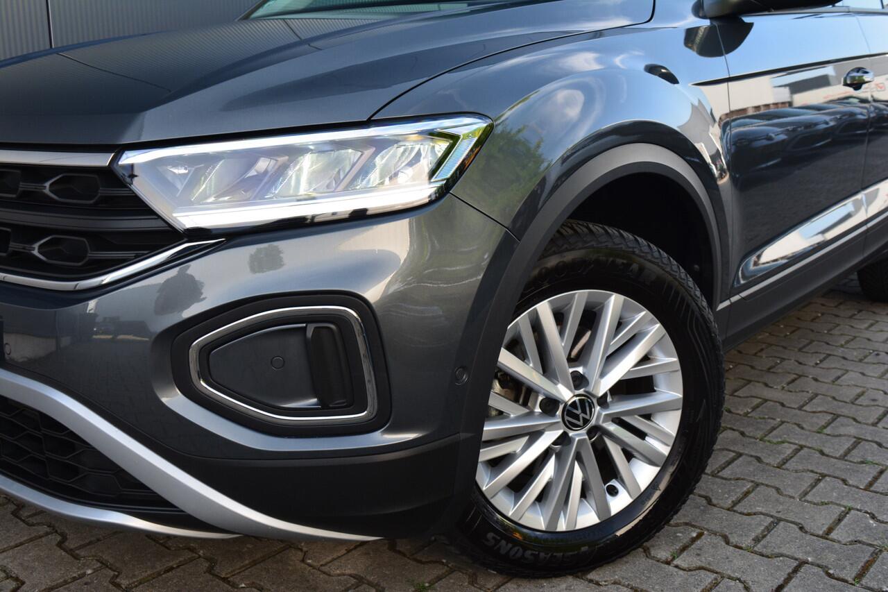 Volkswagen T-Roc 1.0 TSI Life | DAB | Carplay | Winterpakket |