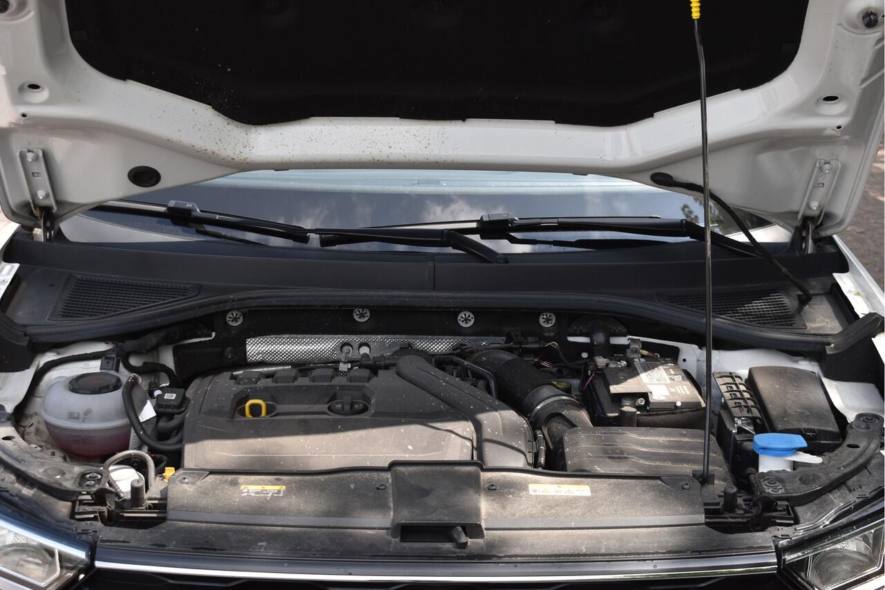 Volkswagen T-Roc Cabrio 1.5 TSI 150PK | Camera | Navigatie | DAB | Stoelverwarming | PDC rondom | LM-Velgen