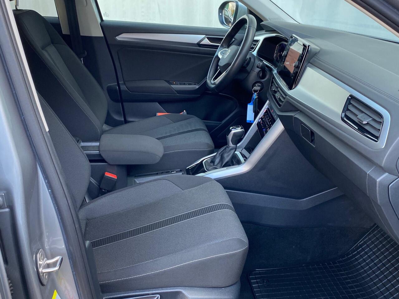 Volkswagen T-Roc 1.5 TSI Life Business Carplay / Stl.verw