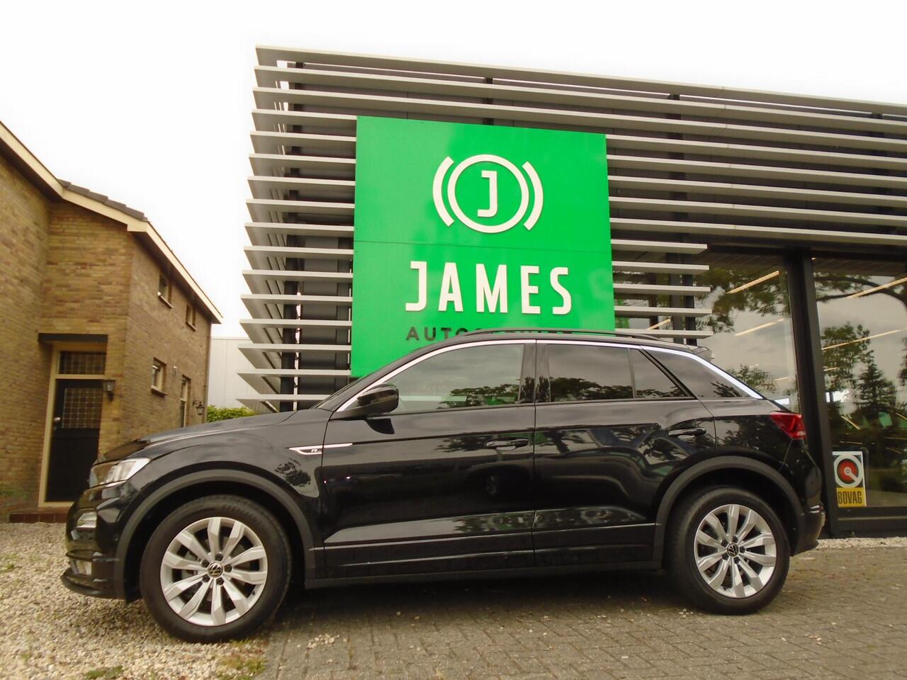 Volkswagen T-Roc 1.5 TSI Sport Business R SKY uitvoering