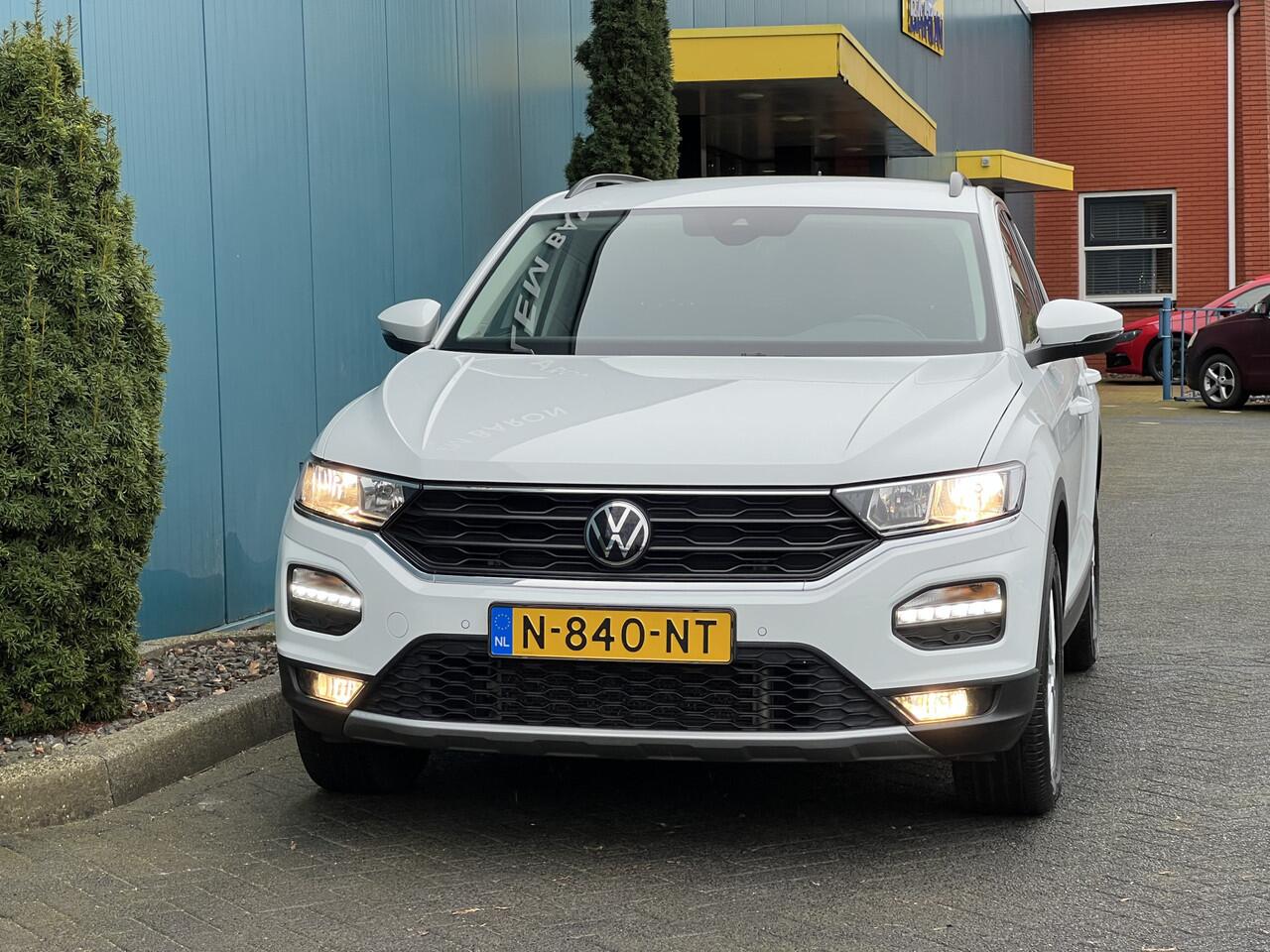 Volkswagen T-Roc 1.0 TSI Style CARPLAY | CRUISE | CLIMA | NAV | PDC | LMV | 38DKM!!
