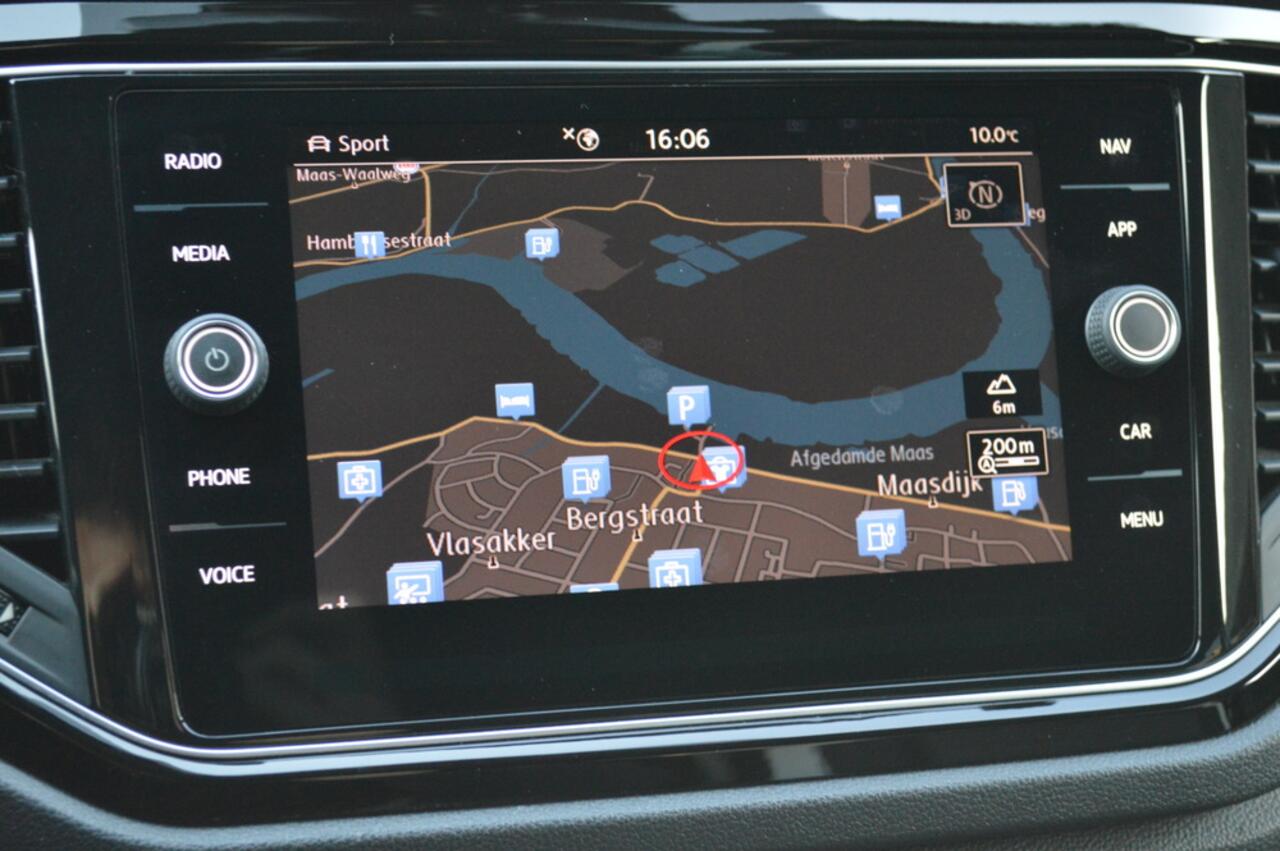 Volkswagen T-Roc 1.5 TSI Sport DSG Led Navi Acc Camera Keyless CarPlay Pdc