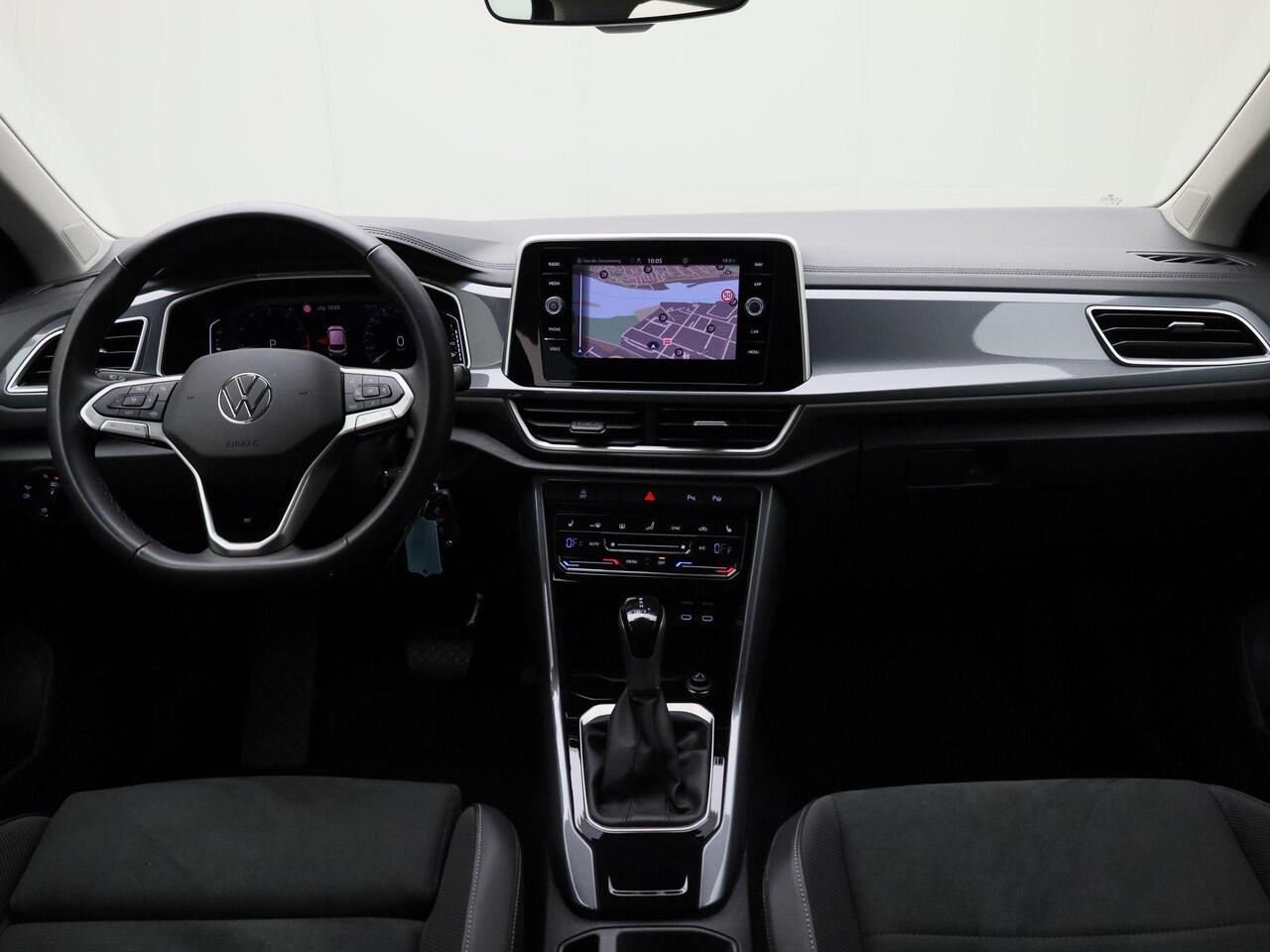 Volkswagen T-Roc 1.5TSI/150PK Style DSG · Navigatie · Apple/Android Car Play · Trekhaak · Stoelverwarming · Garantie tot januari 2027