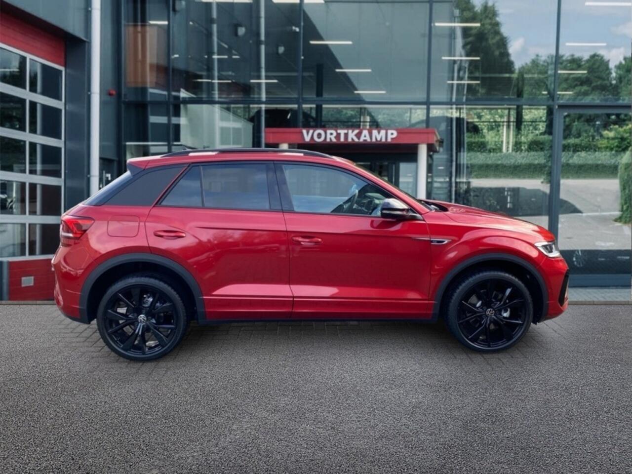 Volkswagen T-Roc 1.5 TSI DSG R-LINE BLACK OPTIK 19''LM/PANO-DAK/E-KLEP/ACC/CAMER