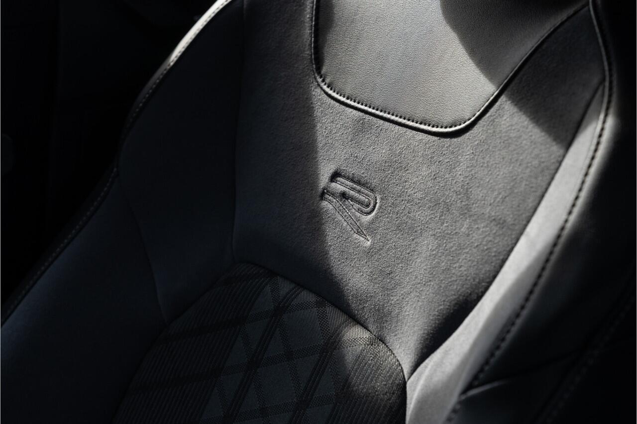 Volkswagen T-Roc 1.5 TSI 3X R-Line | Keyless | Camera | Elektr Achterklep | Lane & Side Assis | Front Assis | LED