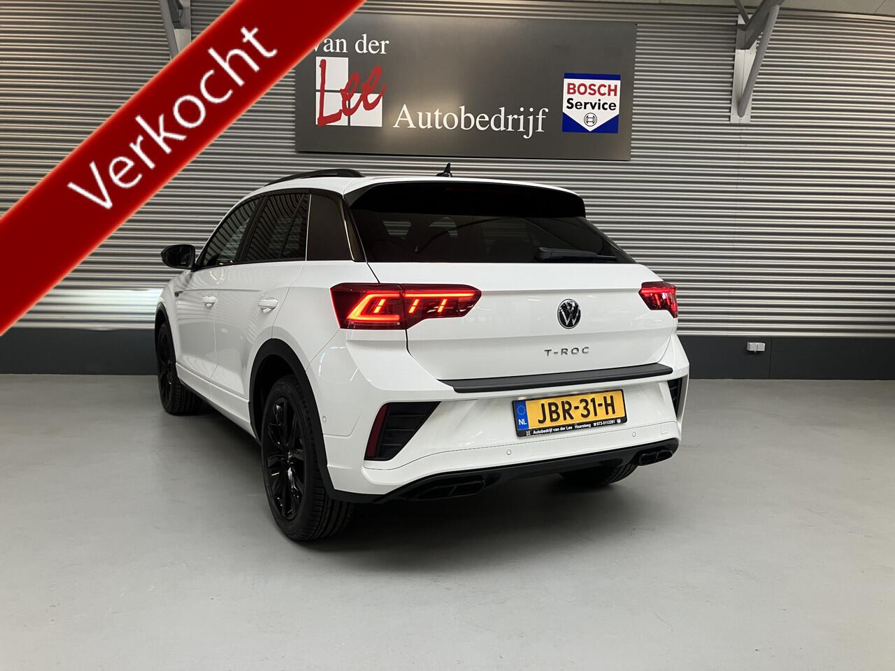 Volkswagen T-Roc 1.5 TSI R-LINE BLACK STYLE/PANORAMA/TRH/IQ LIGHT/IQ DRIVE/ENZ