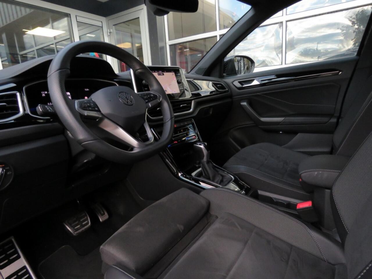 Volkswagen T-Roc 1.5 TSI 150pk DSG-aut. R-LINE / Trekhaak afn. / Camera / Stoelverw. / IQ Light / FABRIEKS garantie