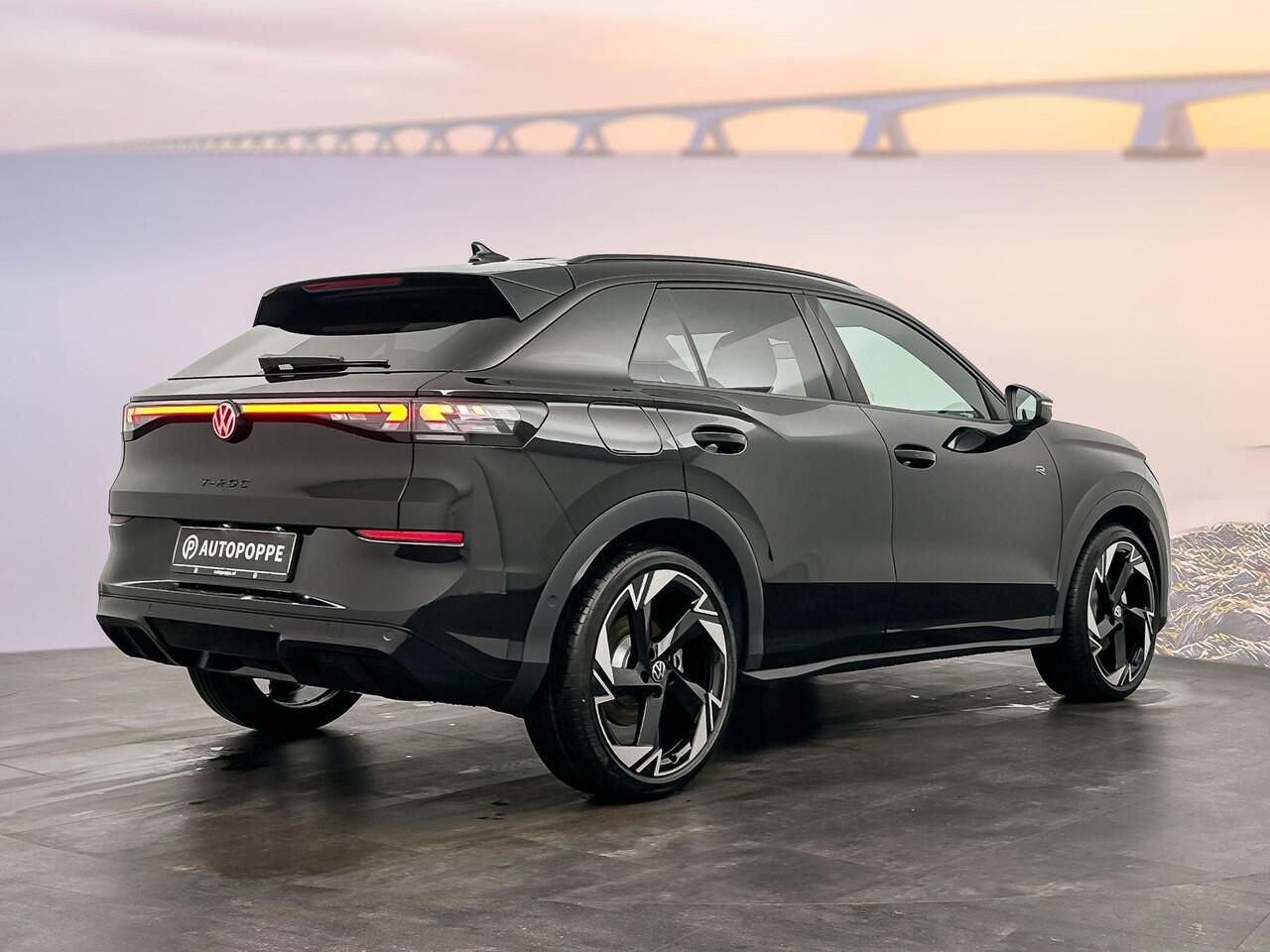 Volkswagen T-Roc 1.5 eTsi R-Line First Edition