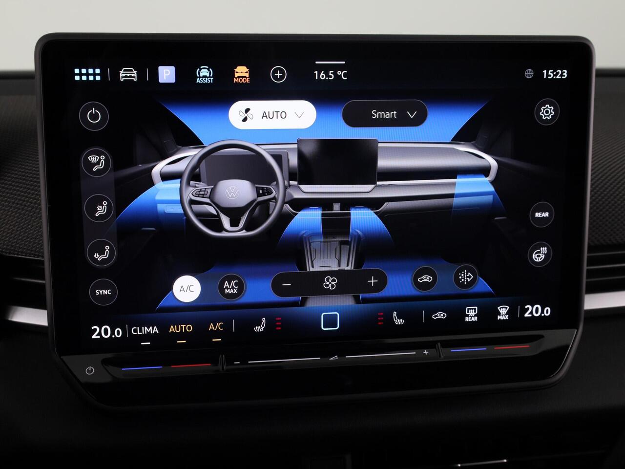 Volkswagen T-Roc R-Line First Edition 1.5 eTSI 110 kW / 150 PK SUV | Interieur Pakket leder 'Varenna' | Black Style Pakket | Panoramaschuif-kanteldak | Trekhaak | Koplampverlichting matrix-led (IQ.LIGHT) | Assistance Pakket | Elek. achterklep