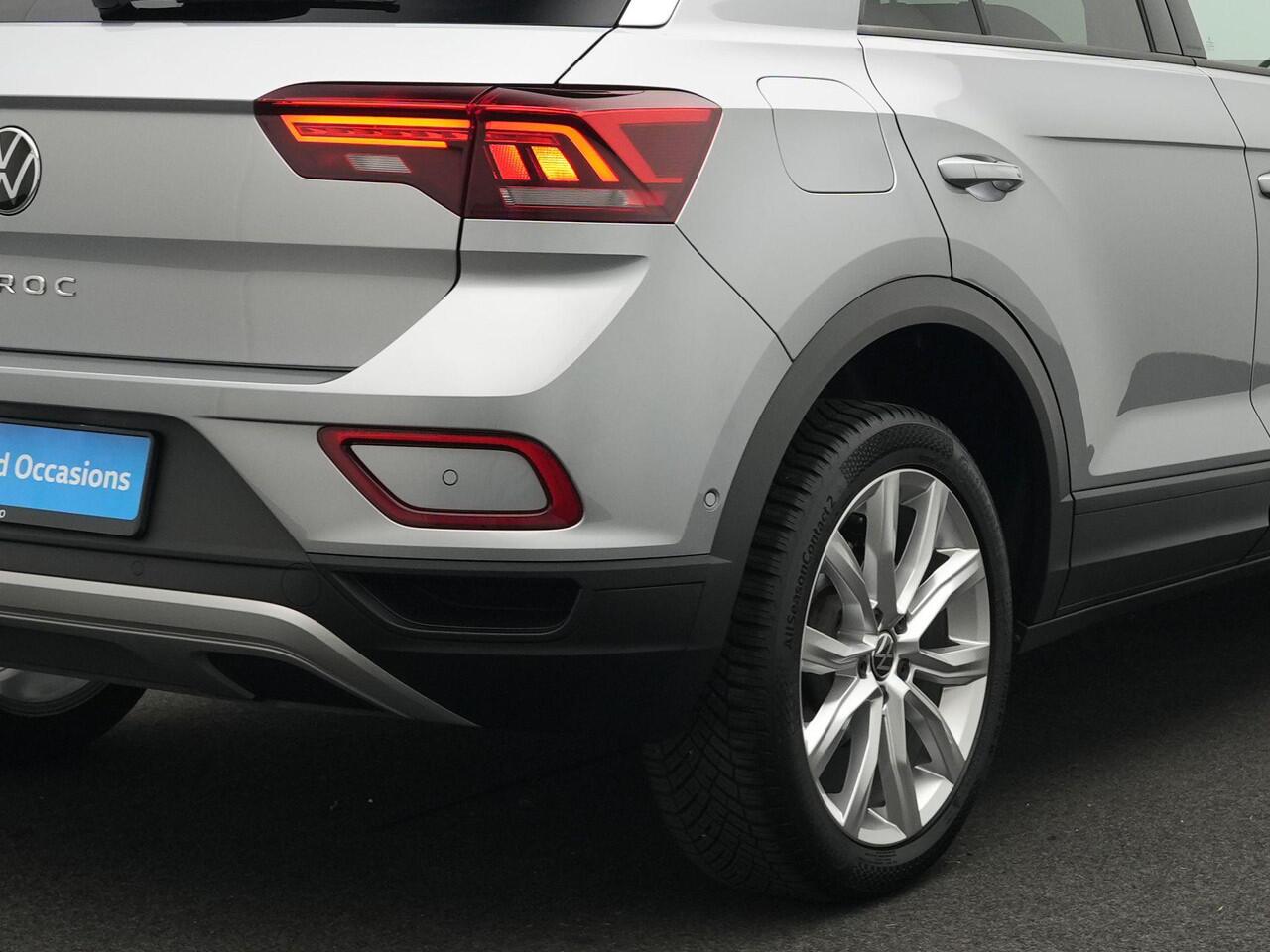 Volkswagen T-Roc 1.0 TSI 110 pk Life Business | LED | Achteruitrijcamera | Park Assist | Climatronic 2-zone | Adaptive Cruise Control | 18 inch