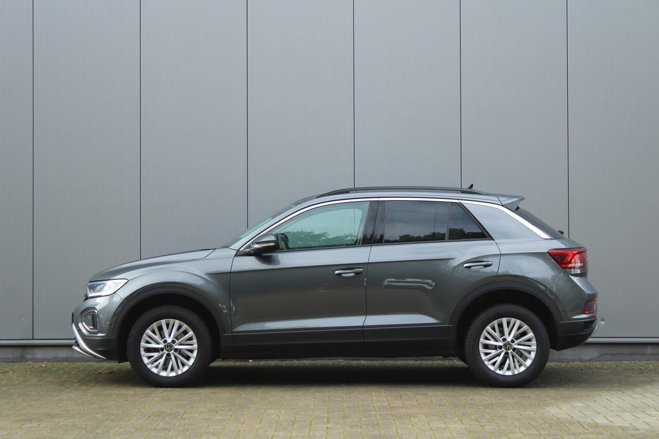 Volkswagen T-Roc 1.0 TSI 115pk Life | Apple Carplay/Android Auto | Climate Control | Lane Assist | Stoelverwarming | PDC | All Season banden