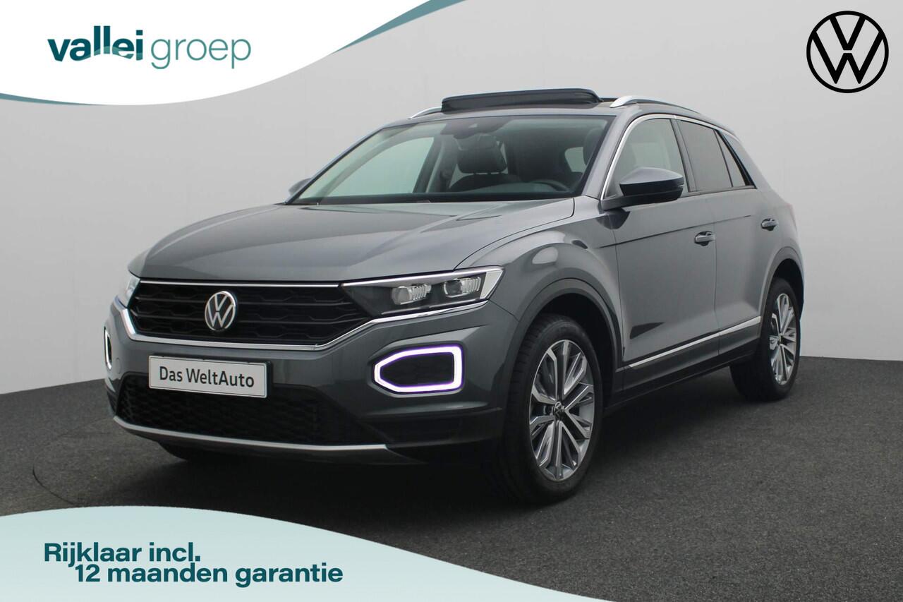 Volkswagen T-Roc 1.0 TSI 110 pk Style Business | Panoramadak | Achteruitrijcamera | Navigatie | Stoelverwarming | Adaptive Cruise