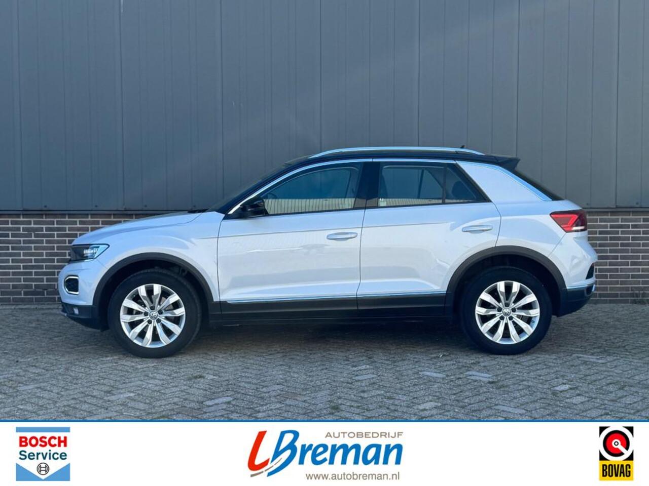 Volkswagen T-Roc 1.5 TSI SPORT DSG 150pk ACC Trekhaak Navi Virtual cockpit Carp