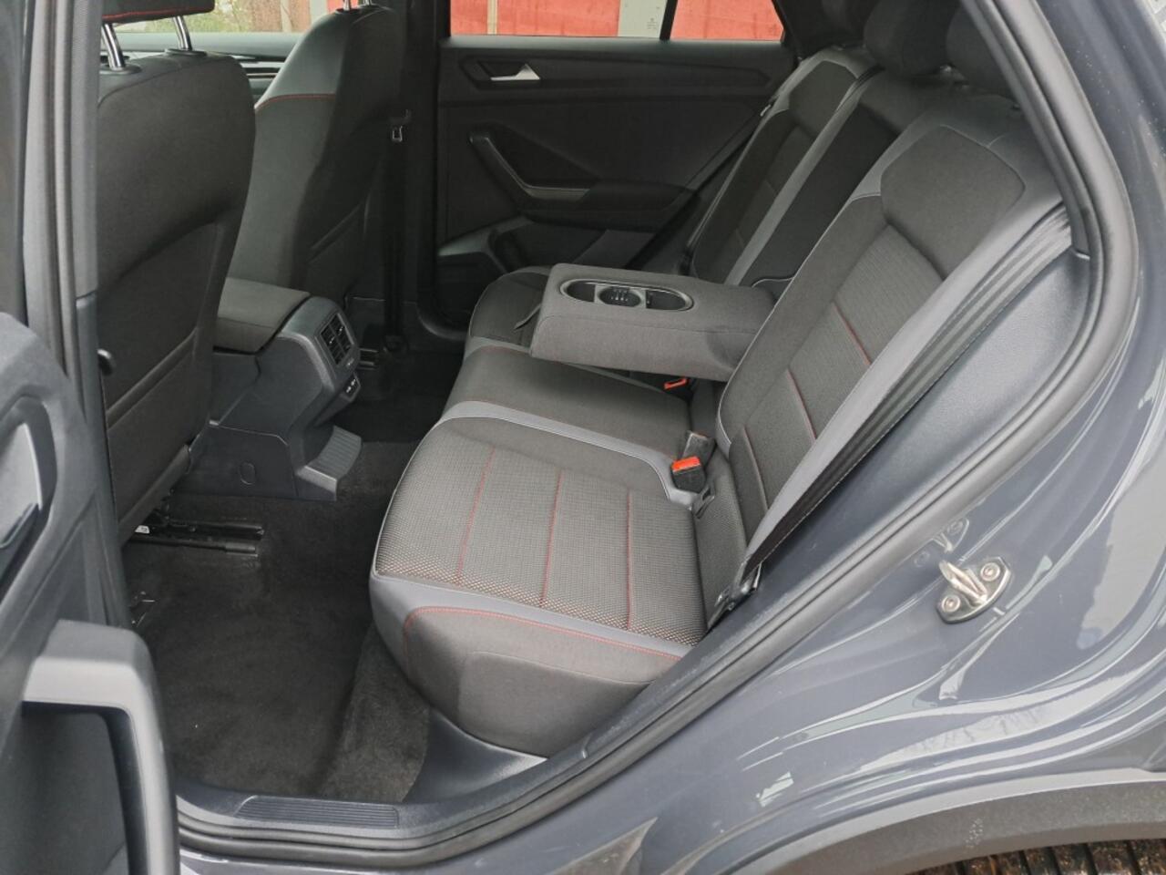 Volkswagen T-Roc 1.5 TSI 150 Pk Sport Business Dsg-7, Camera, Ecc Black Style