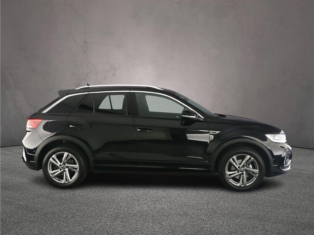 Volkswagen T-Roc 1.5 TSi 150 pk R-Line 1.5 TSI 150pk DSG Automaat Trekhaak, Adaptive cruise control, Achteruitrijcamera, Navigatie, Stoelverwarming, Sportonderstel