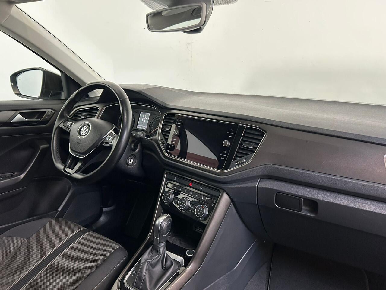 Volkswagen T-Roc 1.5 TSI Sport Business R