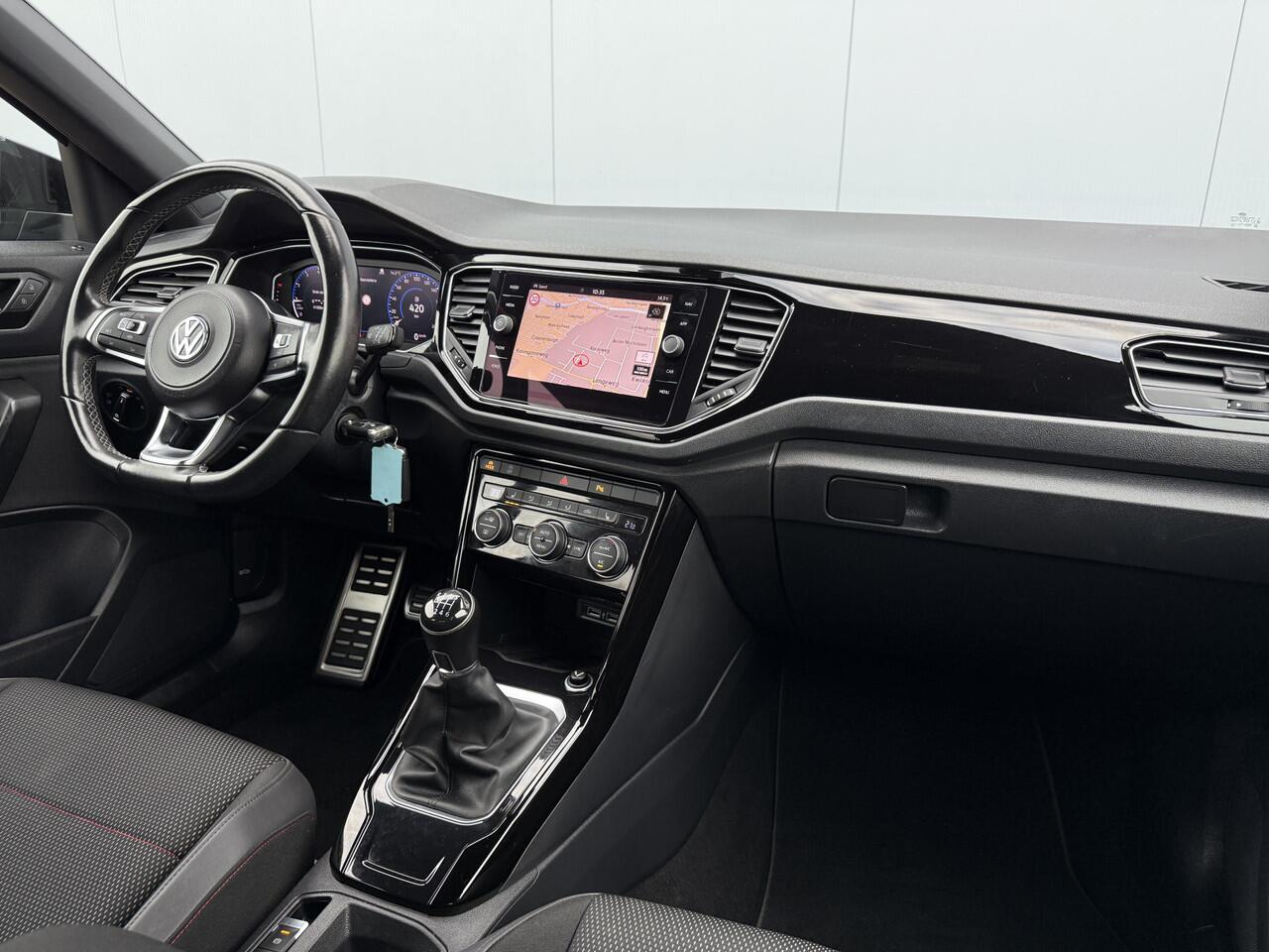 Volkswagen T-Roc 1.5 TSI Sport Business R Navigatie/Camera.