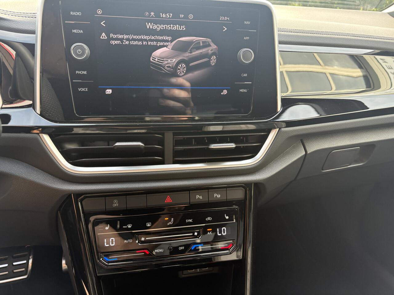 Volkswagen T-Roc 1.5 TSI R-Line Edition camera trekhaak 19 inch velgen NIEUW