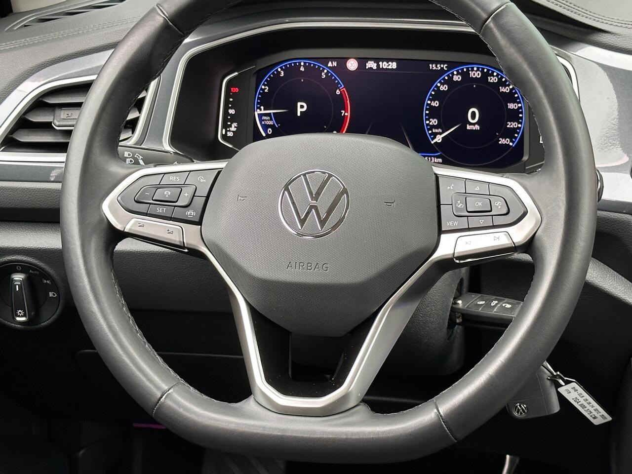 Volkswagen T-Roc 1.5 TSI 150pk DSG Style | Trekhaak | Navi | IQ light | Adapt. Cruise | Rijklaar incl. garantie