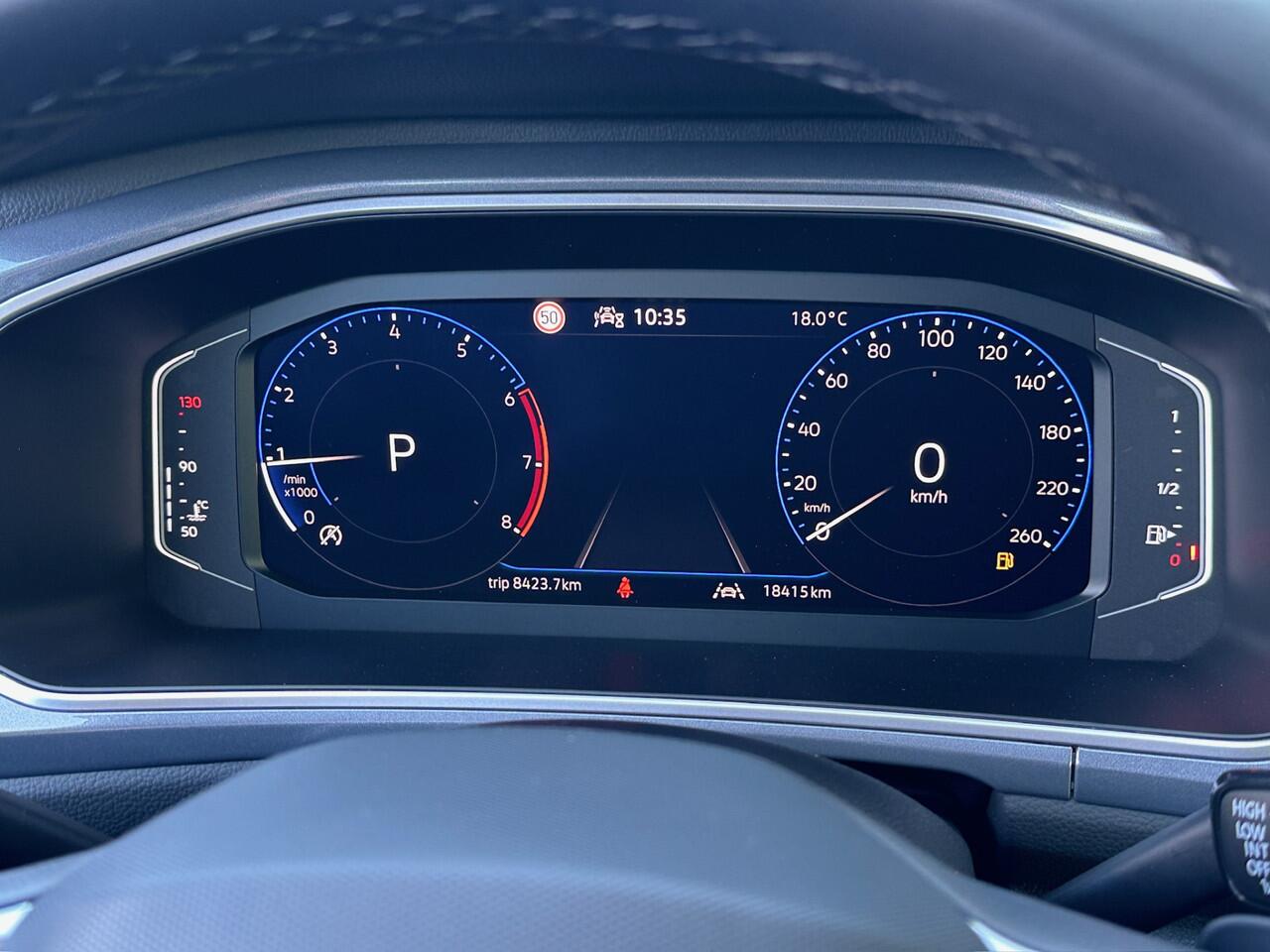 Volkswagen T-Roc 1.5 TSI 150pk DSG Style Carplay | Camera | Keyless | Elek. Achterklep | Rijklaar incl. garantie