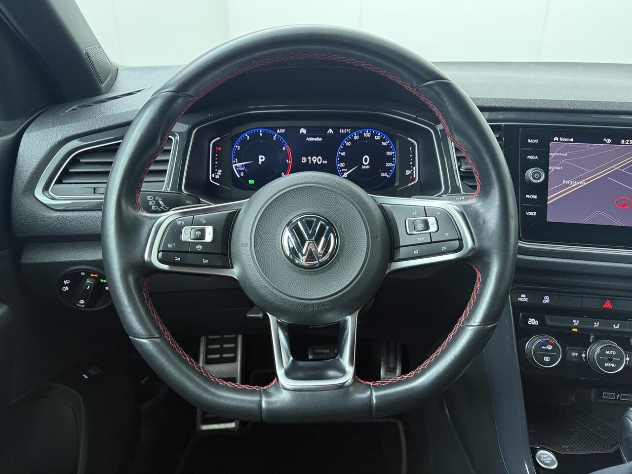 Volkswagen T-Roc 1.5 TSI Sport Business R | 150 PK | Automaat | Multifunctioneel stuurwiel | Cruisecontrol | Achteruitrijcamera |