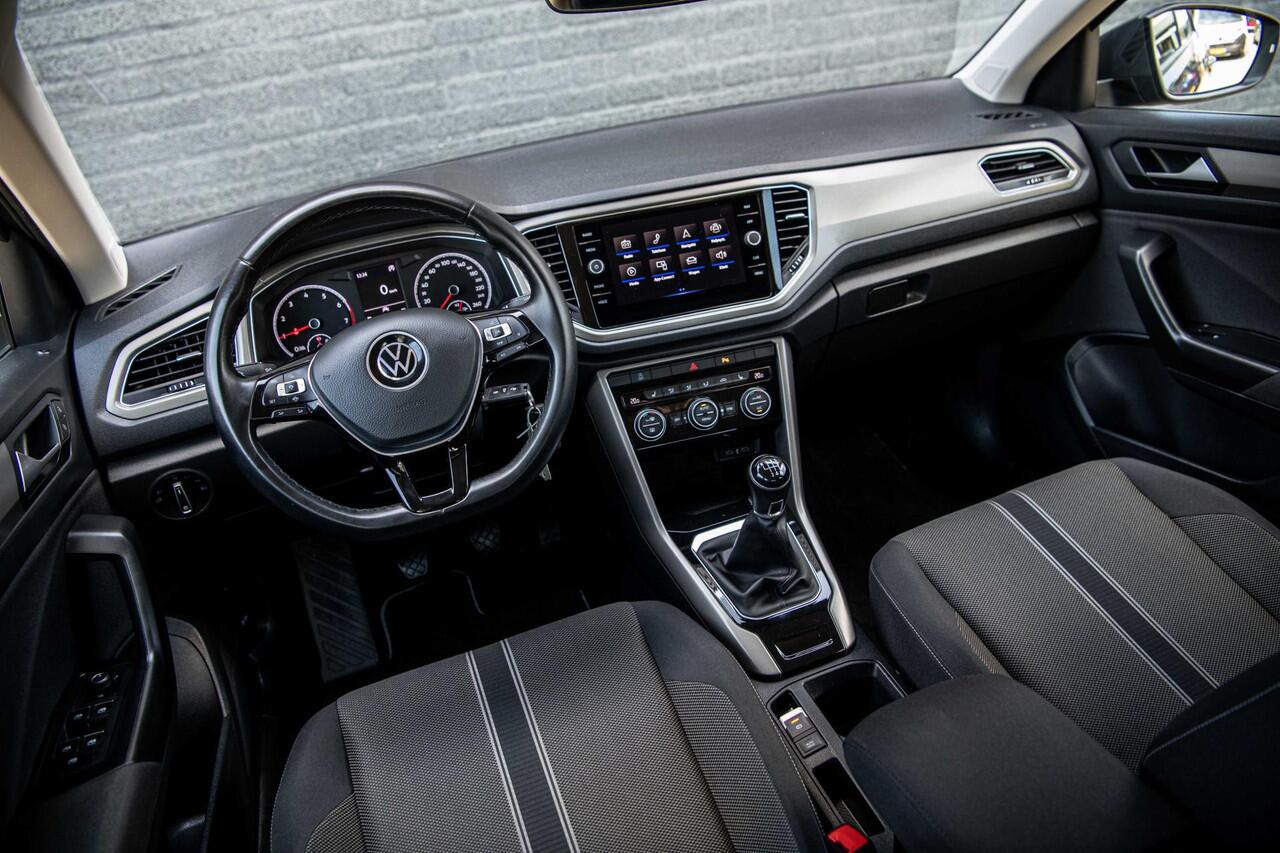Volkswagen T-Roc 1.0 TSi 110 pk Style | Full LED | Trekhaak | Winter