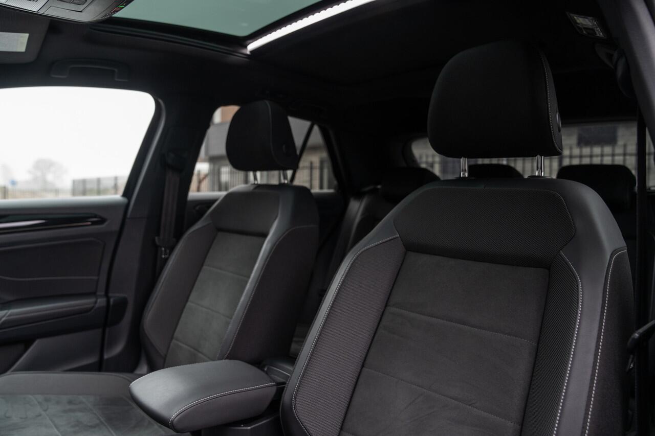 Volkswagen T-Roc 1.5 TSI R-Line 150PK | Virtual | Pano | Keyless | Massage Ergo Active | Camera | Lane & Side Assis | Front Assis | Sfeer | GERESERVEERD