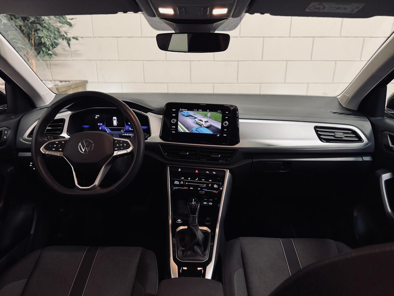 Volkswagen T-Roc 1.5 TSI Oranje Edition | NAP | IQ | Navi