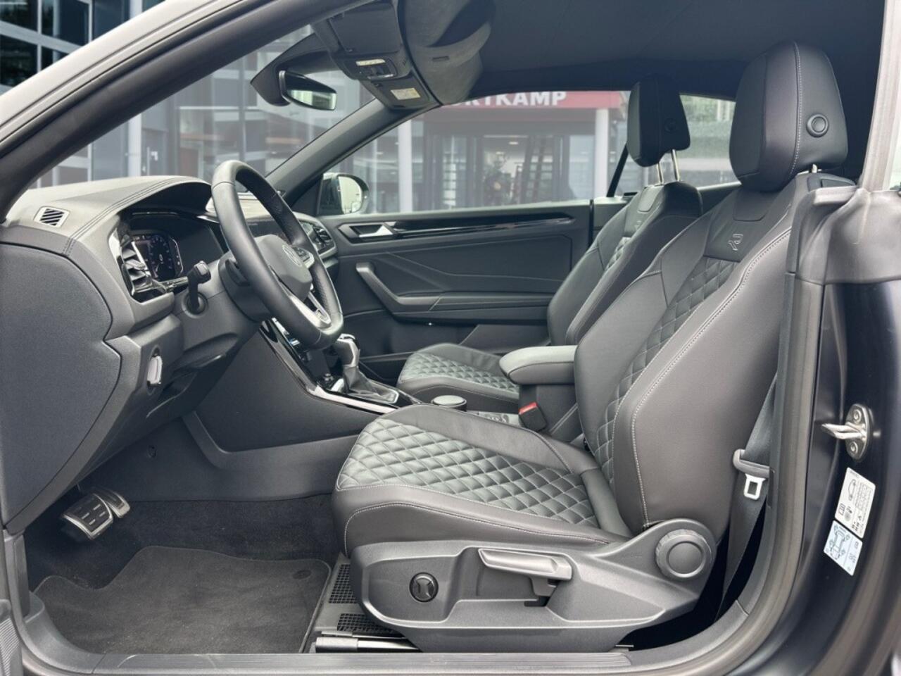 Volkswagen T-Roc 1.5 TSI DSG R-LINE LEDER/CAMERA/NAVI/CARPLAY/ACC/STOELVERW