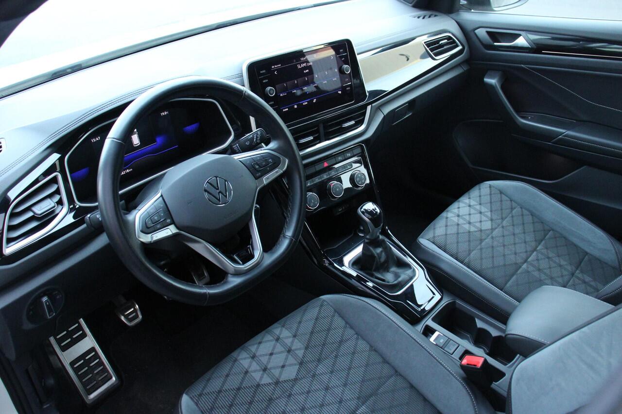 Volkswagen T-Roc 1.0 TSI R-Line, 38DKM, WINTERPAKKET, LED, PDC