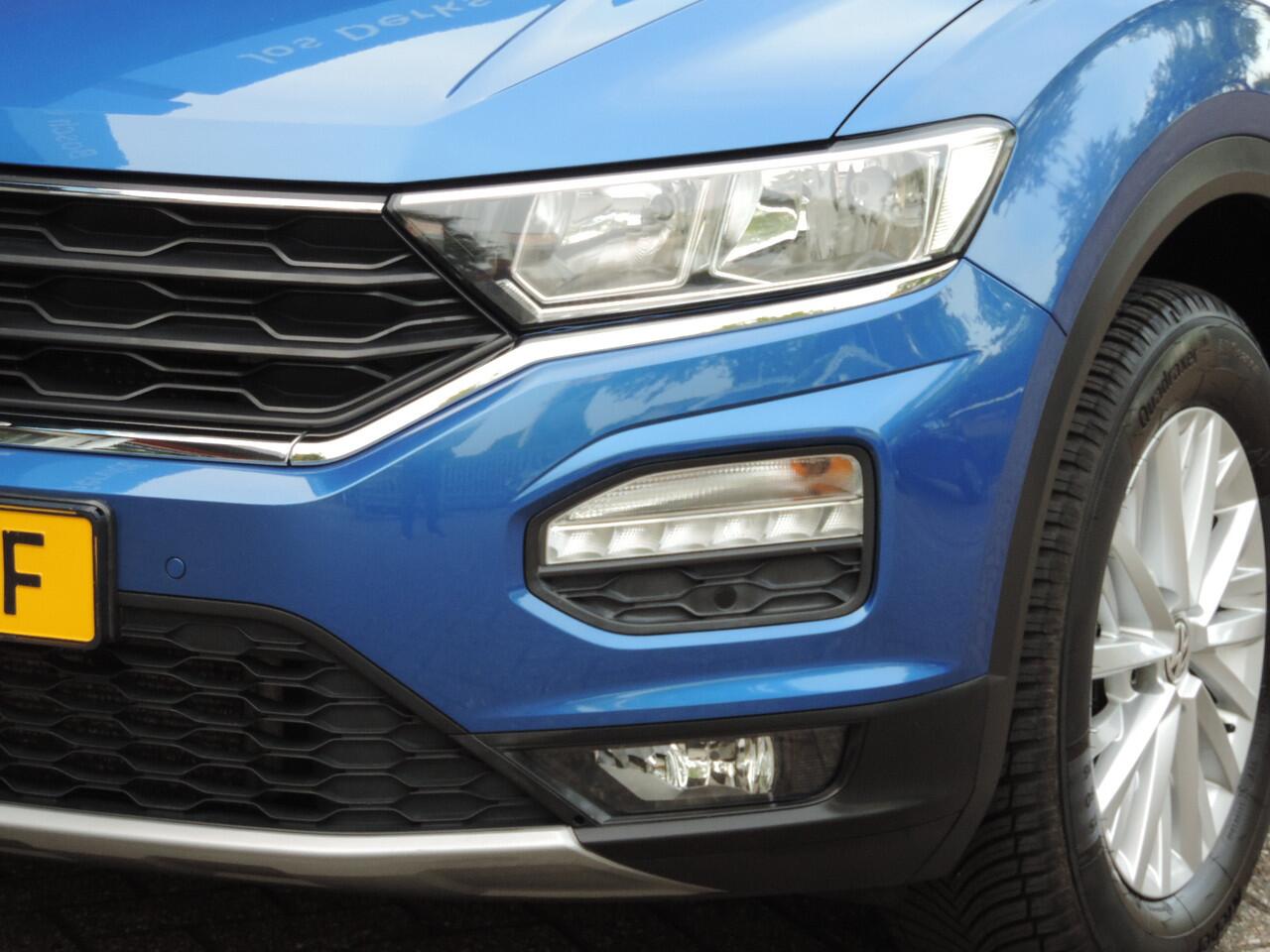 Volkswagen T-Roc 1.5 TSI Style DSG - Camera | DAB | PDC v+a | Alarm | Trekhaak