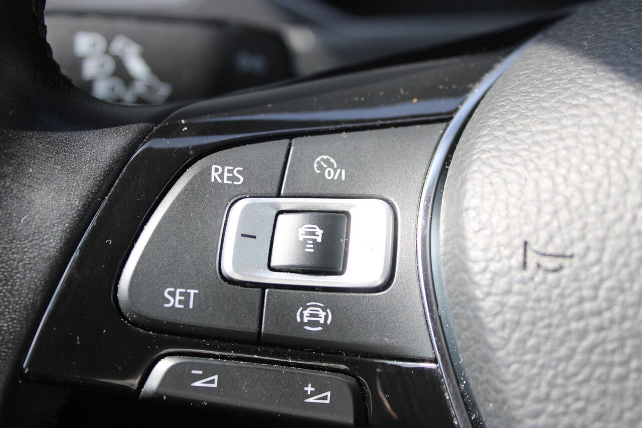 Volkswagen T-Roc 1.5 TSI Sport 150PK Full-Led Virtual-Cockpit DAB