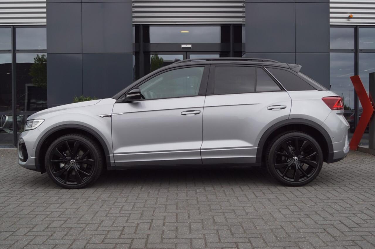 Volkswagen T-Roc 1.5 TSI DSG R-Line Black /Panodak/19 Inch LM /Camera / IQ Matrix LED/ ACC