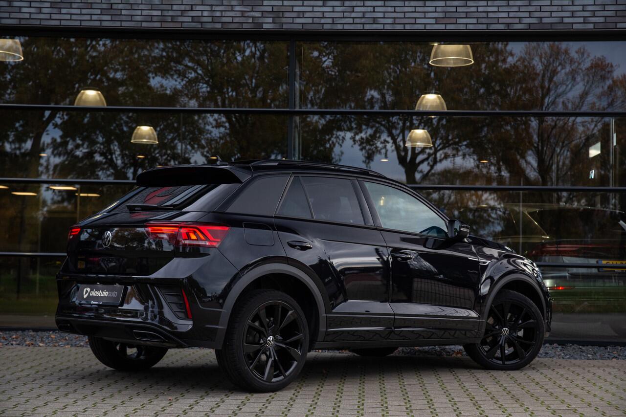 Volkswagen T-Roc 1.5 TSI R-Line Black Edition , Panoramadak, Adaptieve Cruise, IQ-Light