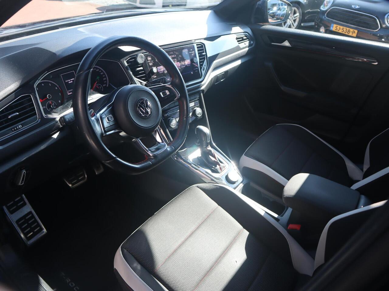 Volkswagen T-Roc 2.0 TSI 4Motion Sport | Cruise | Clima | Cruise | Carplay/Android auto | PDC | Navi 2026 |