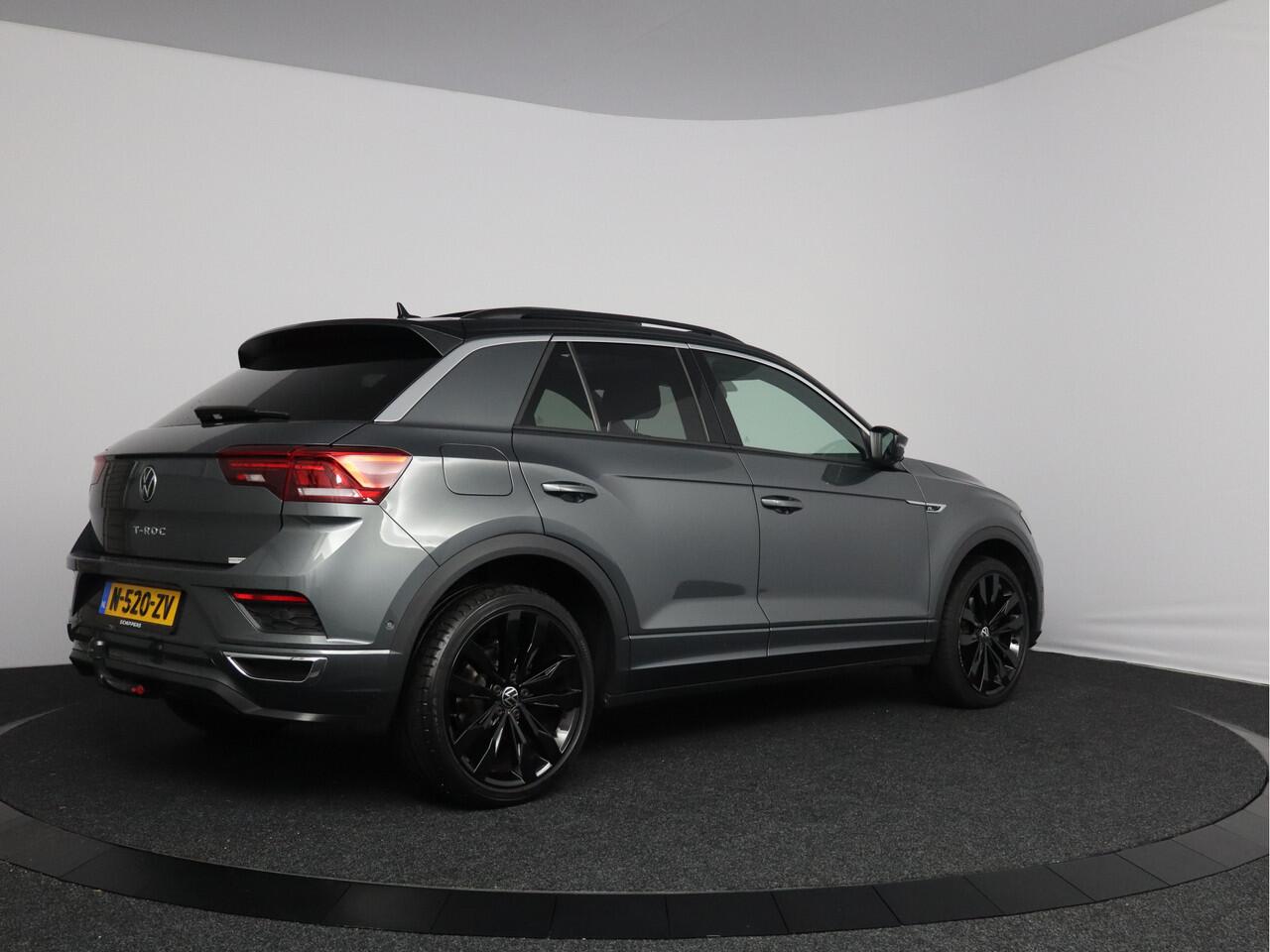 Volkswagen T-Roc 1.5 TSI Sport Business R-Line | Panoramadak | Trekhaak |