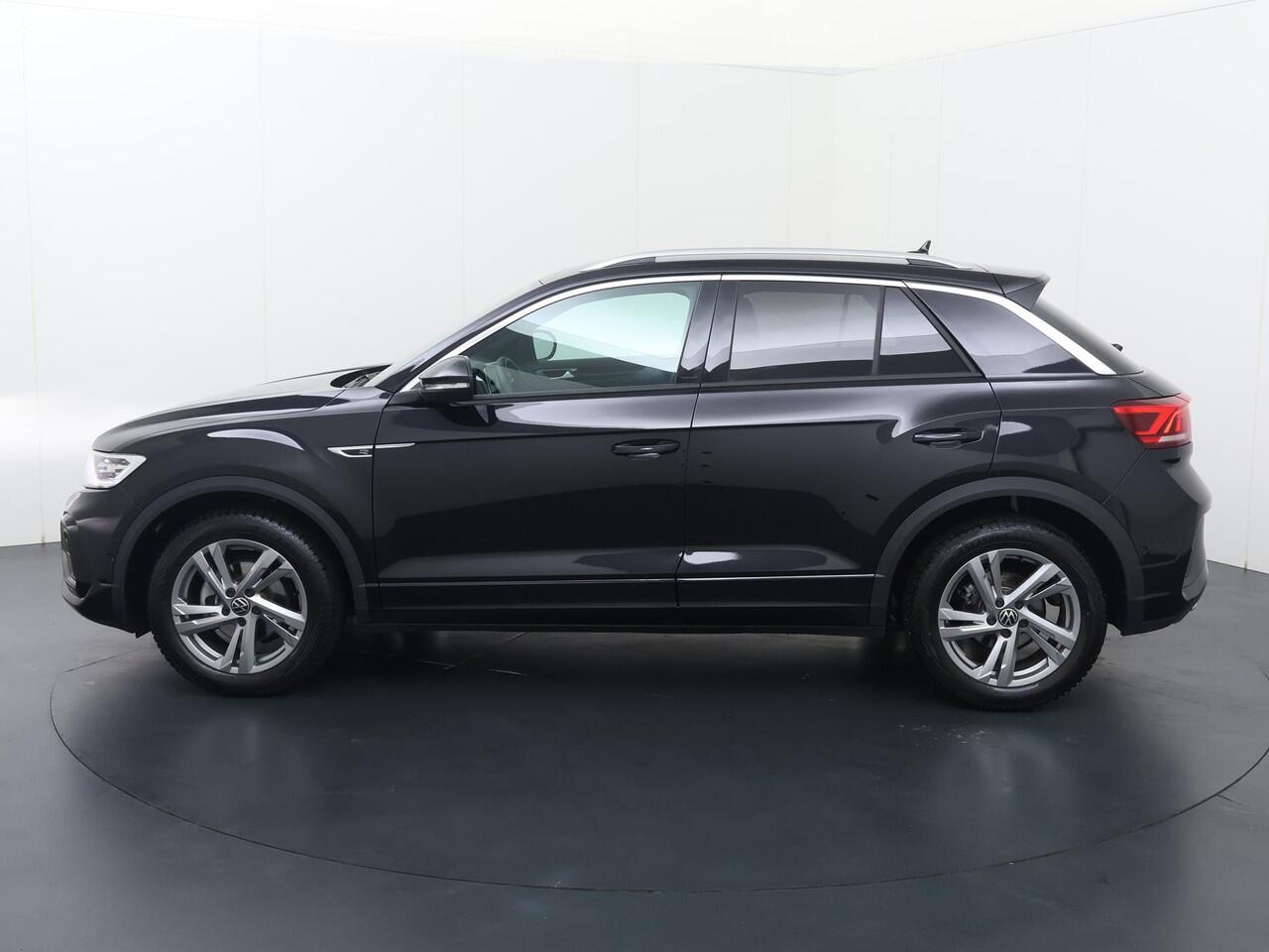 Volkswagen T-Roc 1.5 TSI R-Line | 150 PK | Automaat | Trekhaak afneembaar | Achteruitrijcamera | R-Line |