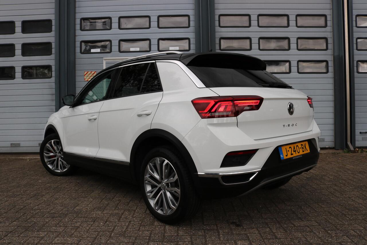 Volkswagen T-Roc 1.5 TSI Sport Autom Xenon Keyless Virtual cockpit Navi Camera Bj:2020