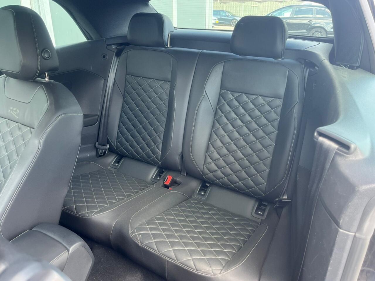 Volkswagen T-Roc Cabriolet 1.5 TSI 150pk DSG R-Line Black Style | 4j garantie | L