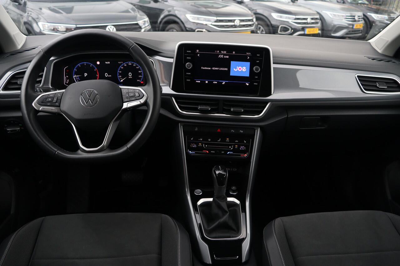 Volkswagen T-Roc 1.5 TSI Style | Camera | ACC | DAB | Fabrieksgarantie |
