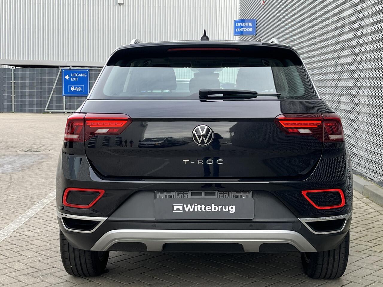 Volkswagen T-Roc 1.5 TSI 150PK DSG Style / Digital Cockpit Pro / Panoramadak / Park Assist / Dodehoeksensor / App Connect / Stoelverwarming **