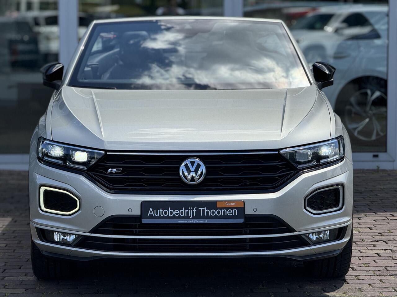 Volkswagen T-Roc Cabrio 1.5 TSI R-Line | Leder | dodehoek | Keyless