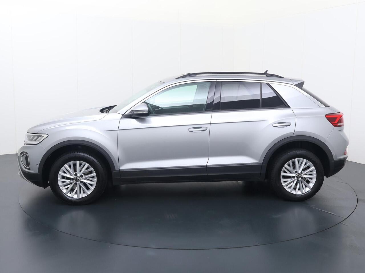 Volkswagen T-Roc 1.0 TSI Life | | 110 PK | Adaptive Cruise Control | Parkeersensoren | Apple CarPlay/ Android Auto