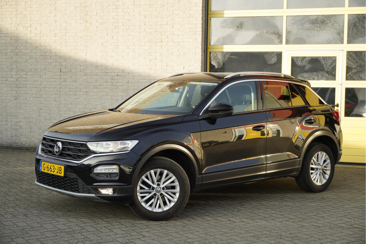 Volkswagen T-Roc 1.0 TSI Style Executive BJ2019 Lmv 16" | Led | Pdc | Navi | App-Connect | Achteruitrijcamera | Climate control | Cruise control | Extra getint glas