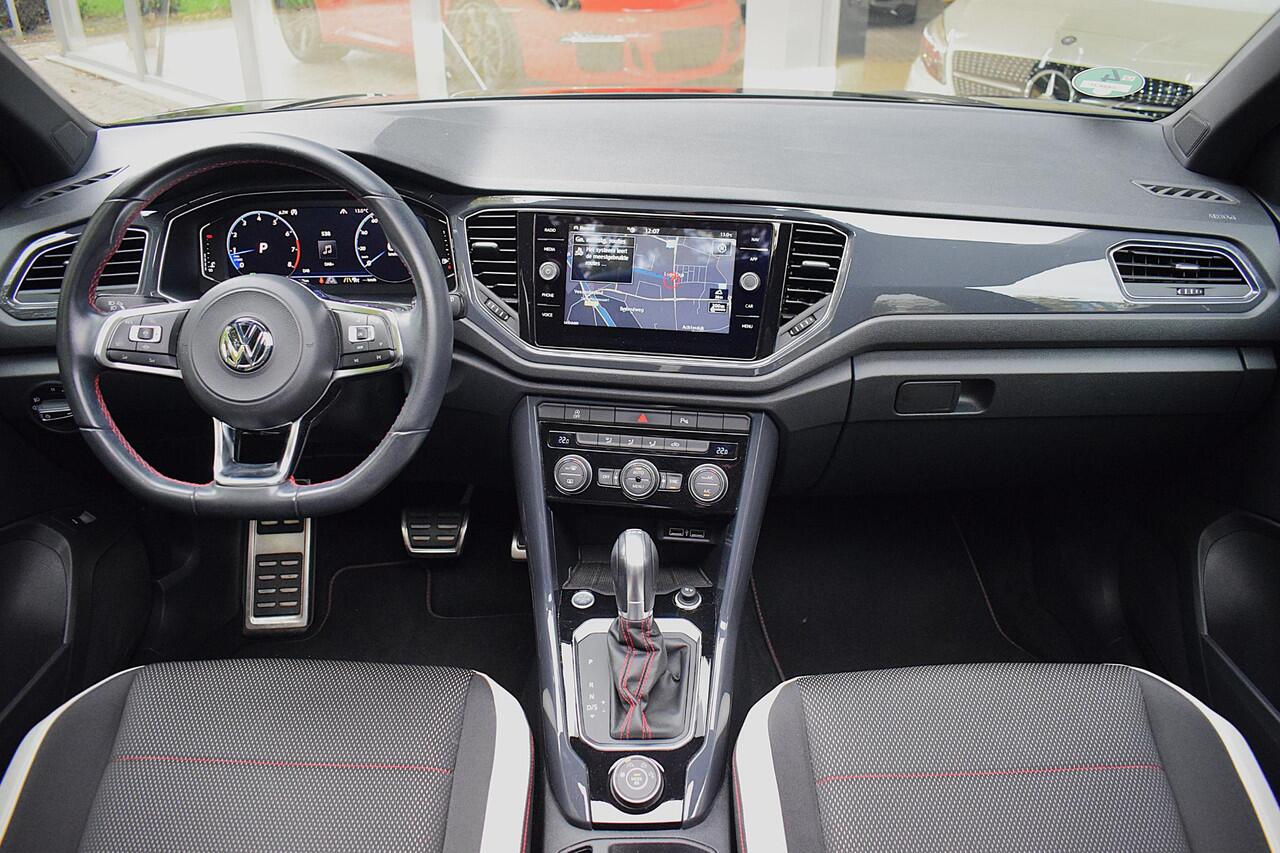 Volkswagen T-Roc 2.0 TSI 4Motion Sport PANO | ADAPTIVE CRUISE |
